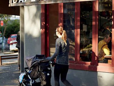 B207 / 1A Coulson Street, Erskineville