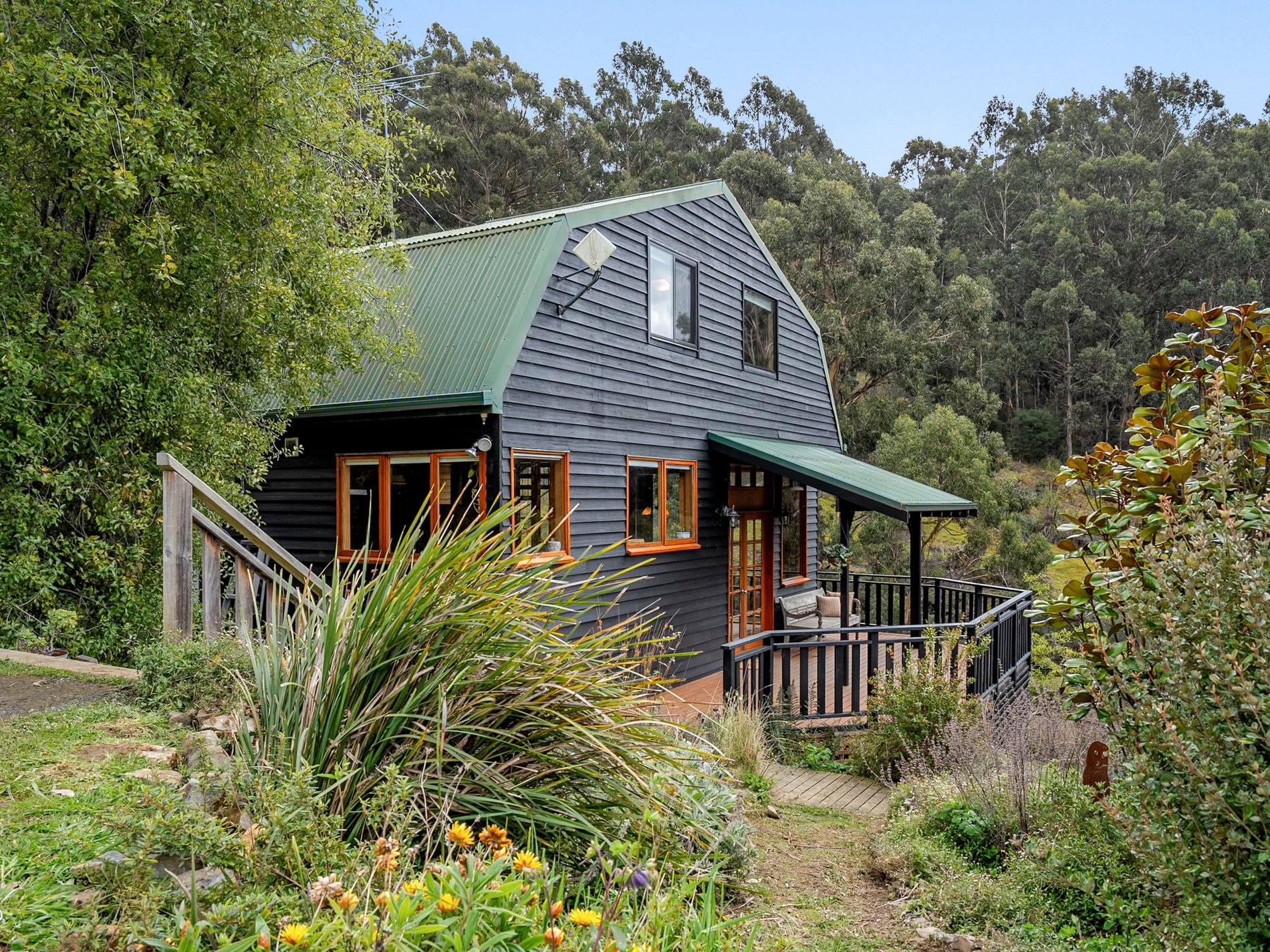 190 Cripps Road, Woodbridge