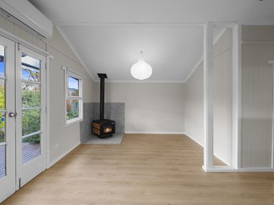 9 Freeburgh Avenue, Mount Beauty