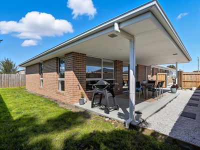 2 / 168 Agnes Street, George Town