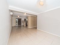83  116, Goodna