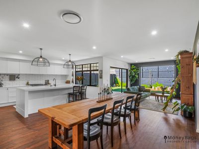 12 Hallstatt Avenue, Jimboomba