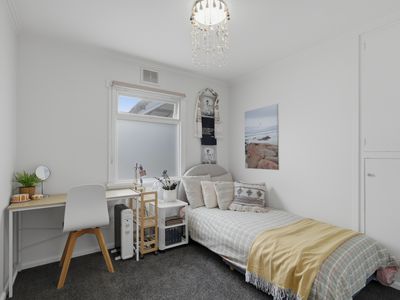1 / 103 Macquarie Street, George Town