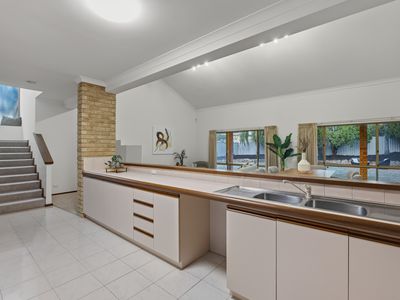 56 Viewway, Nedlands