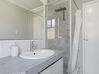 11 Estcourt Road, Redcliffe