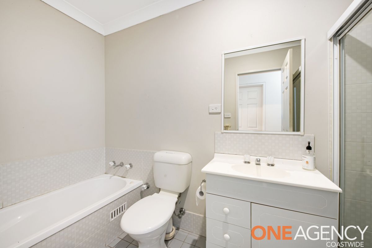 6 / 10 Jennie Cox Close, Erina
