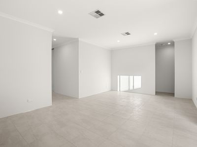 4 Lustre Rd, Baldivis
