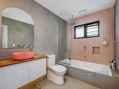 6A Kanandah Court, Ocean Shores