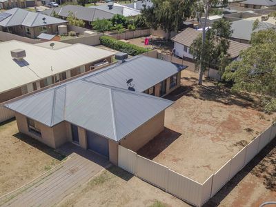 8 Alkira Street, Dubbo