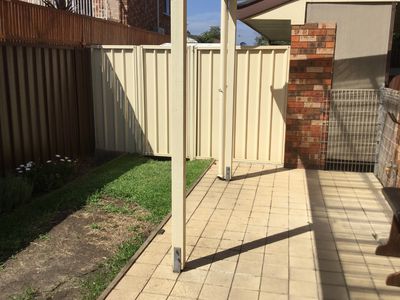 2 / 52 Peterborough Avenue, Lake Illawarra