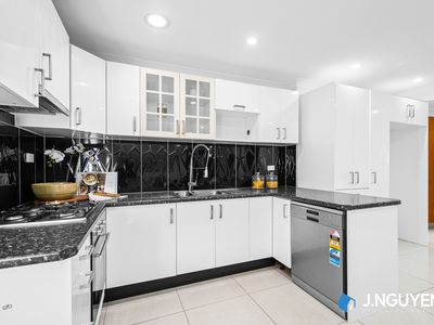 43 Oliveri Crescent, Green Valley