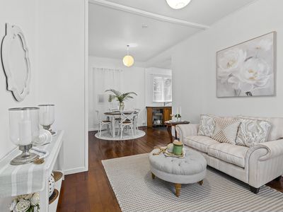 12 Inwood Street, Wooloowin