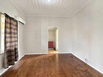 27 Fielding Road, College View