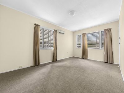 22 Greycliffe Street, Mount Gravatt East