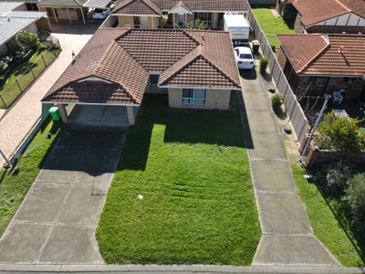 a / 18 Seashore Mews, South Bunbury
