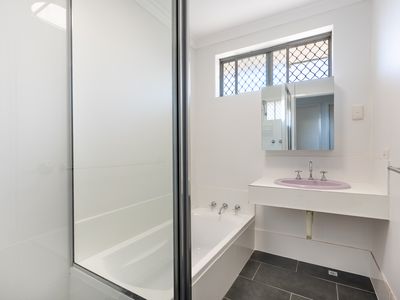 2 McClure St, Safety Bay