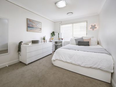 14 Rocklea Crescent, Sylvania