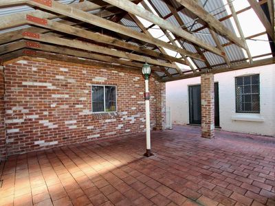 16 Bant Street, Bathurst