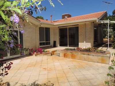 27 Halgania Way, Duncraig