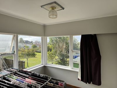14 Cowley Drive, Temple View