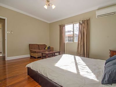 100A Campbell Street, Lamington