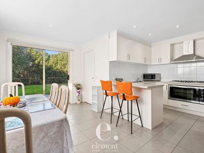 4 Melanic Street, Leopold