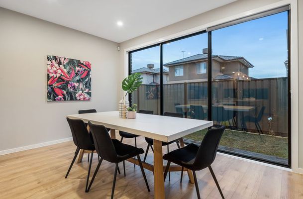 25 Peninsula Crescent, Craigieburn