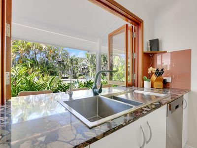 97-99 James Cook Drive, Kewarra Beach