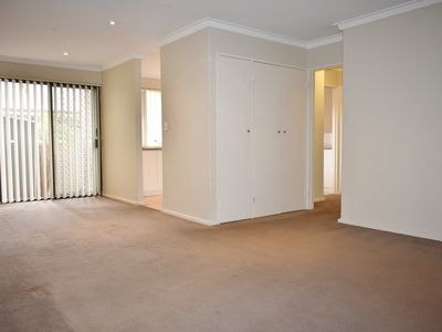 8/31 Stanley Street, Scarborough