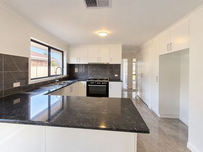 14 Brooks Avenue, Shepparton