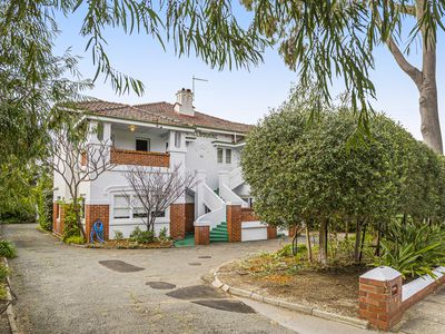2 / 59 Stirling Highway, Nedlands
