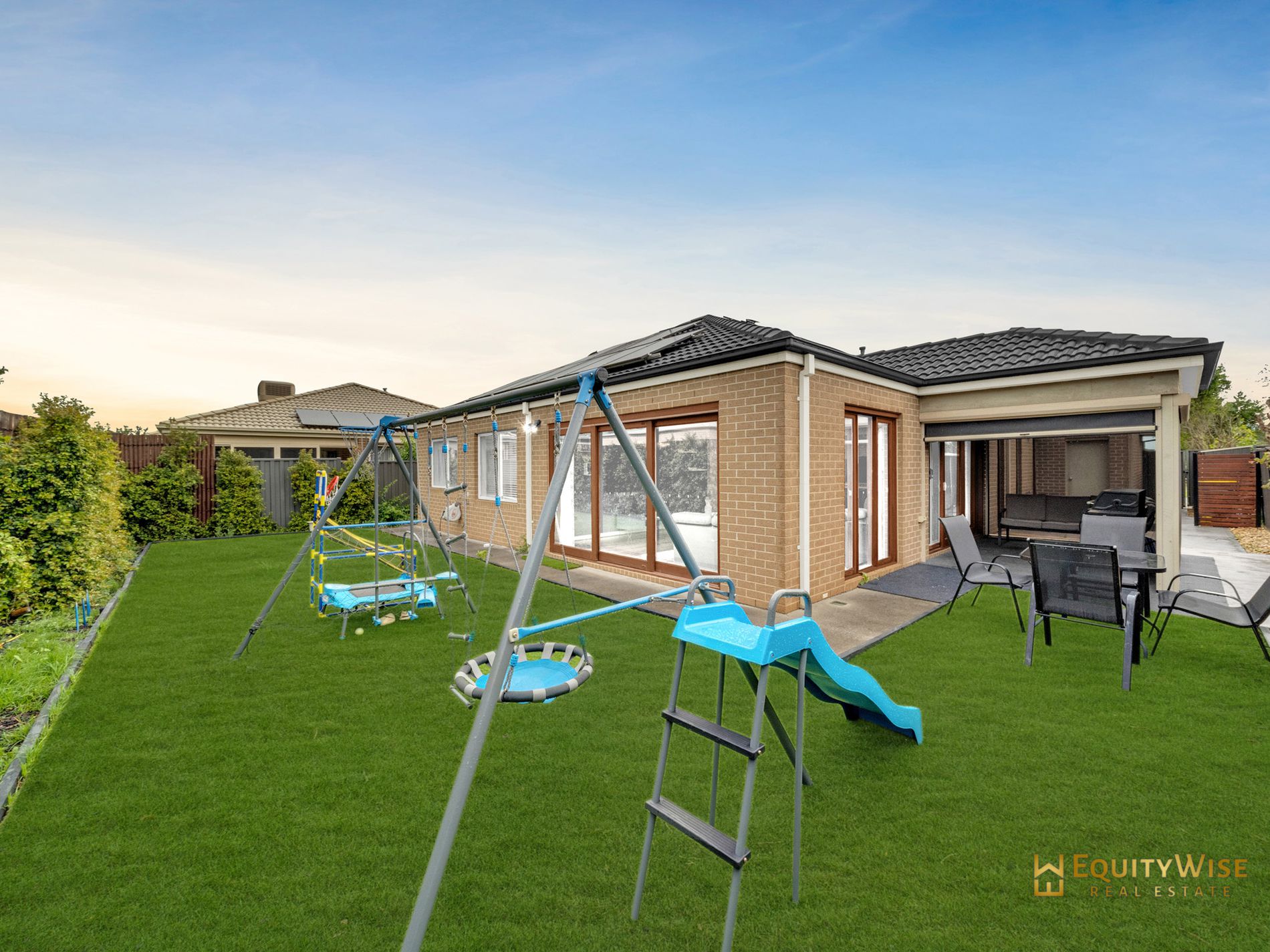 4 Uralla Street, Manor Lakes