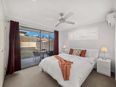 25 Steamer Way, Spring Mountain