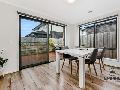 52 Chesney Circuit, Clyde
