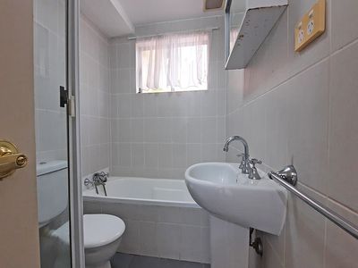 1 / 19 Denman Avenue, Wiley Park