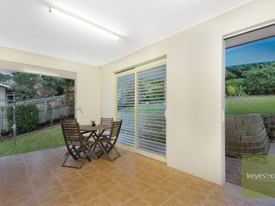 2 Kensington Court, Castle Hill