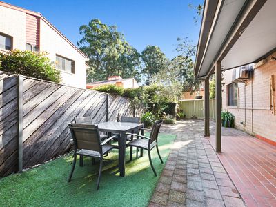 1 / 162 CULLODEN ROAD, Marsfield