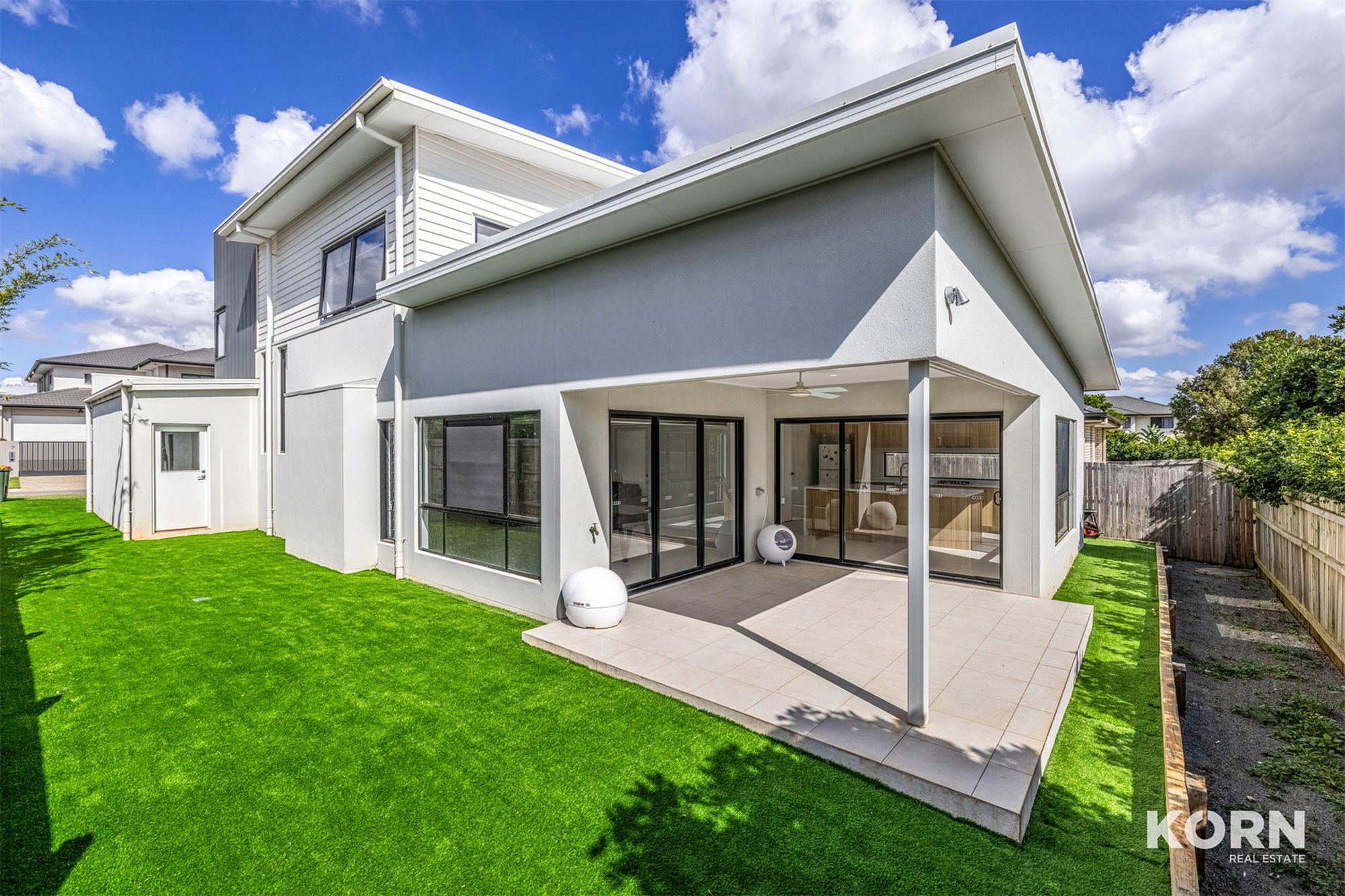 8 Bottlebrush Street, Rochedale