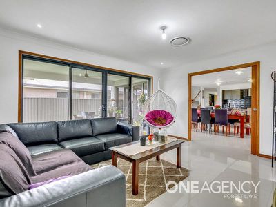 14 Castamore Way, Richlands