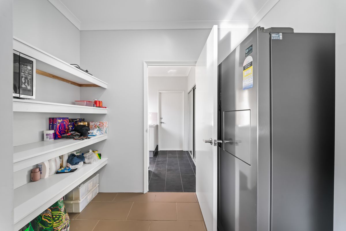 13 Eucalyptus Drive, Hammond Park