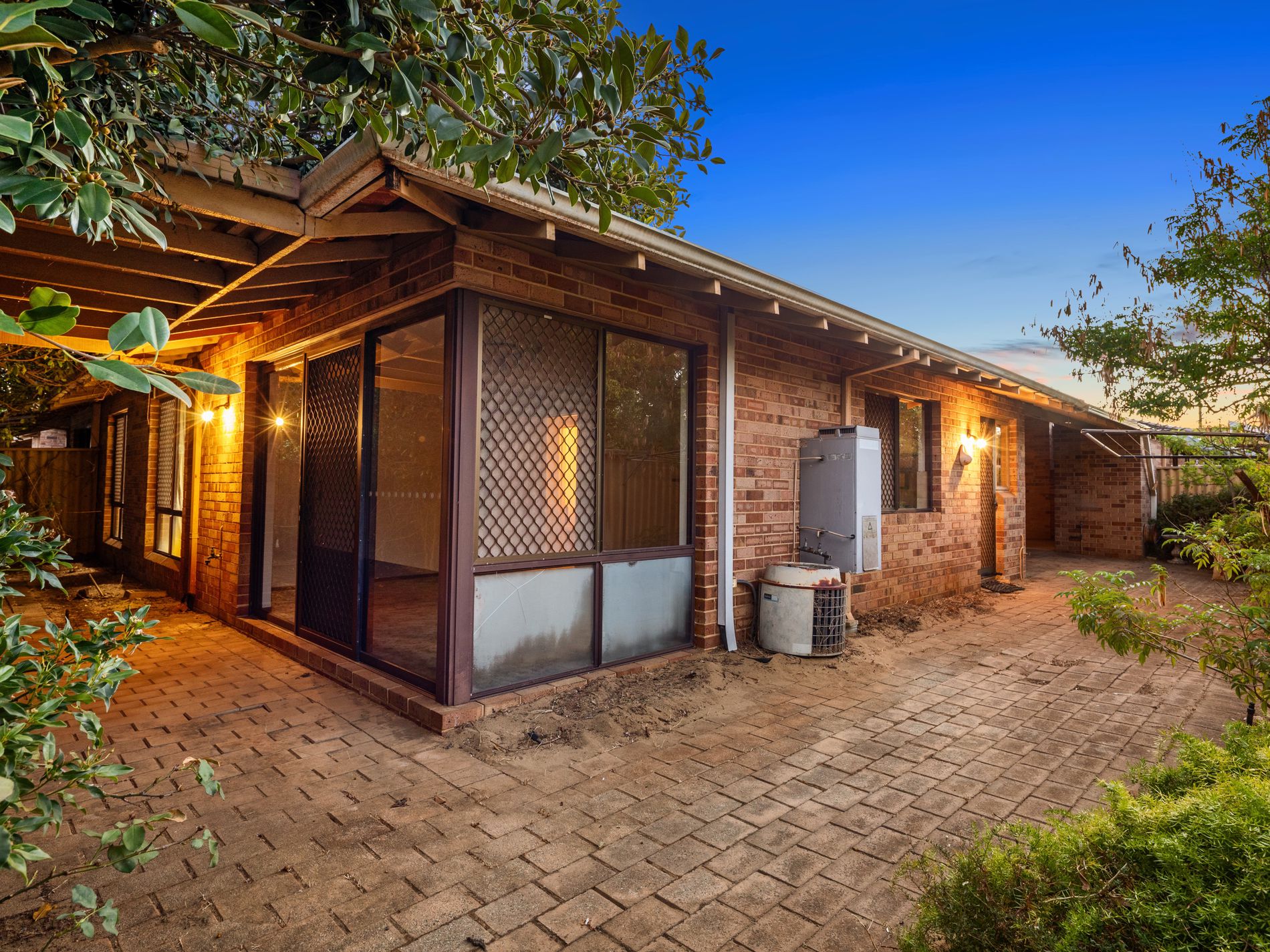 3 / 26 Earlston Way, Booragoon