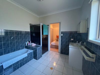9 Rohan Way, Kawungan
