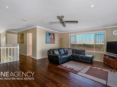 12 Vantage Close, Belmont