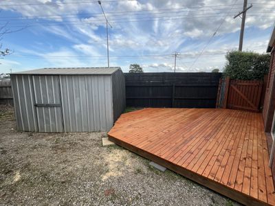 8 Trixia Place, Leopold