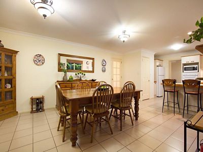 88 Passerine Drive, Rochedale South