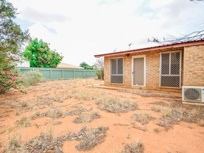 14D Yanderra Crescent, South Hedland