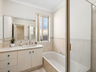 4 Golf View Street, Yokine