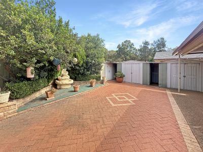 16 Beveridge Crescent, Dubbo