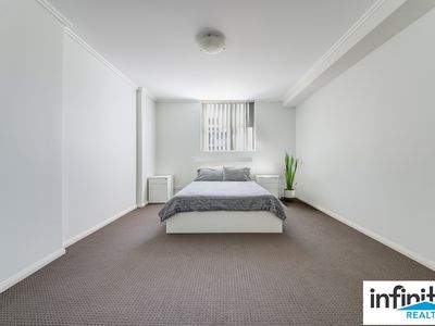 705 / 3 George Street, Warwick Farm