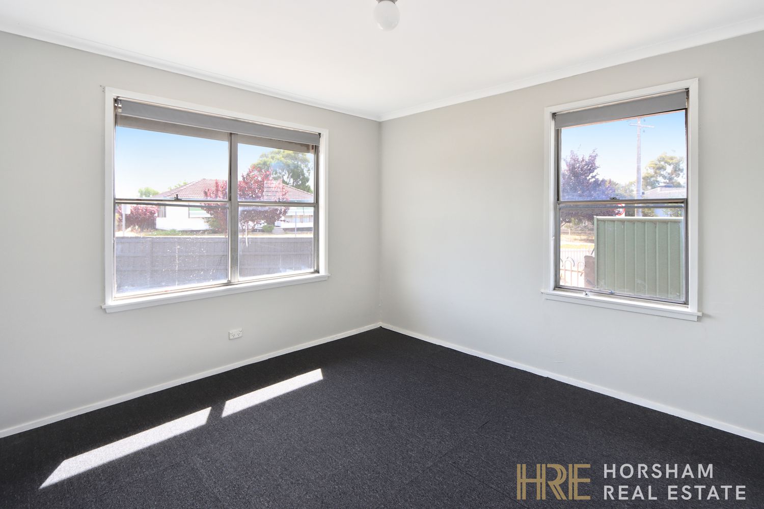 72 Albert Street, Horsham